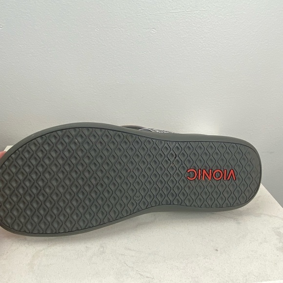 VIONIC Women's Tide Silver Sequins Sandal - Picture 8 of 11